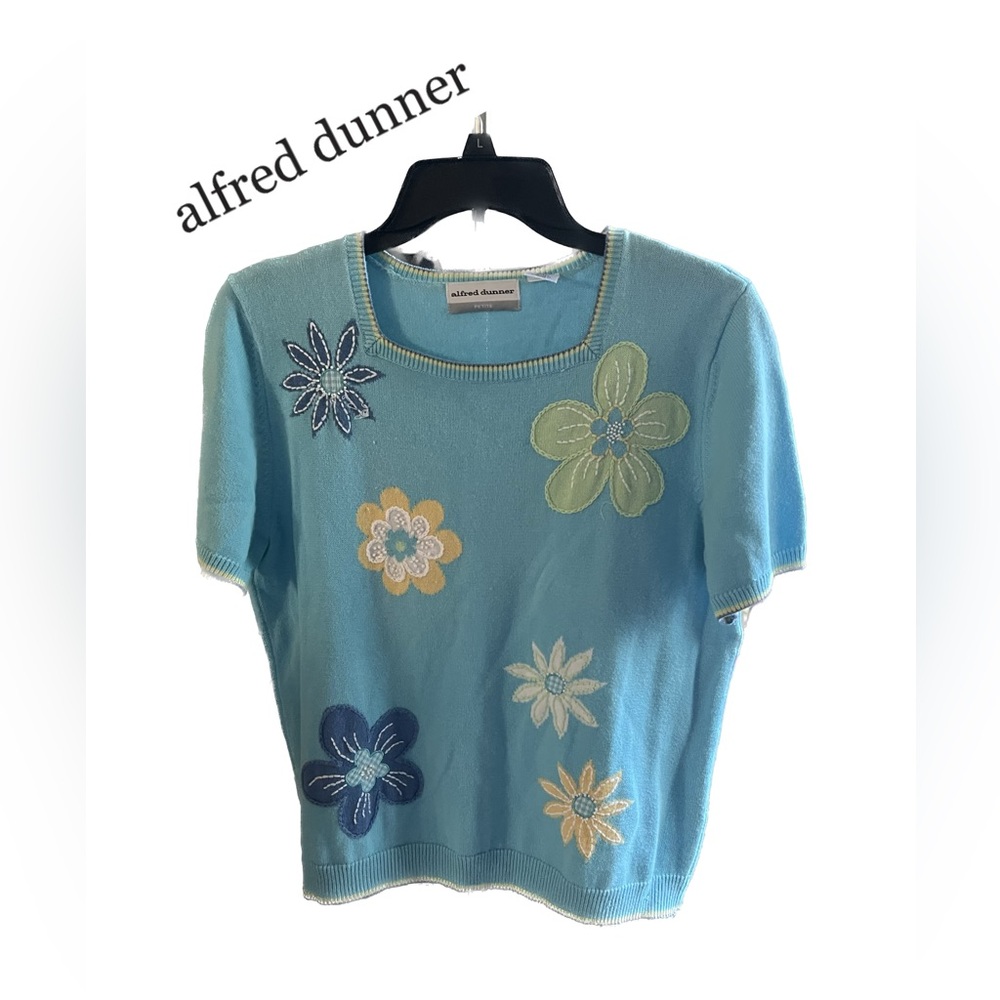 Alfred Dunner Vintage Blue Embroiderd Beaded Short Sleeve Flower Sweater